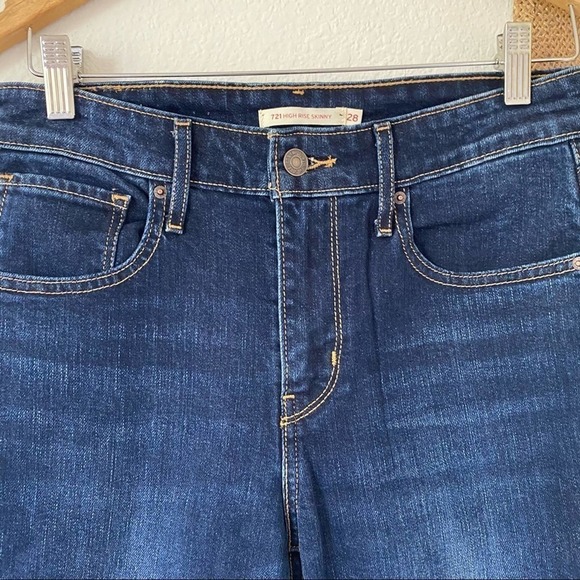Levi Strauss 721 High Rise Skinny Destroyed Jeans Size 28 - Picture 6 of 10